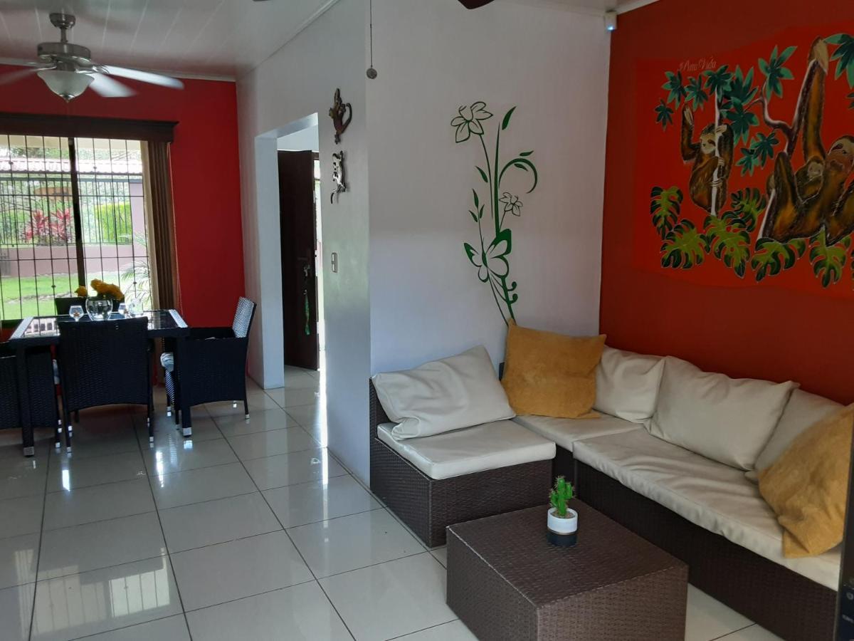 Elegant Villa In La Fortuna With Spacious Backyard Plus Very Private Pool & Parking Esterno foto