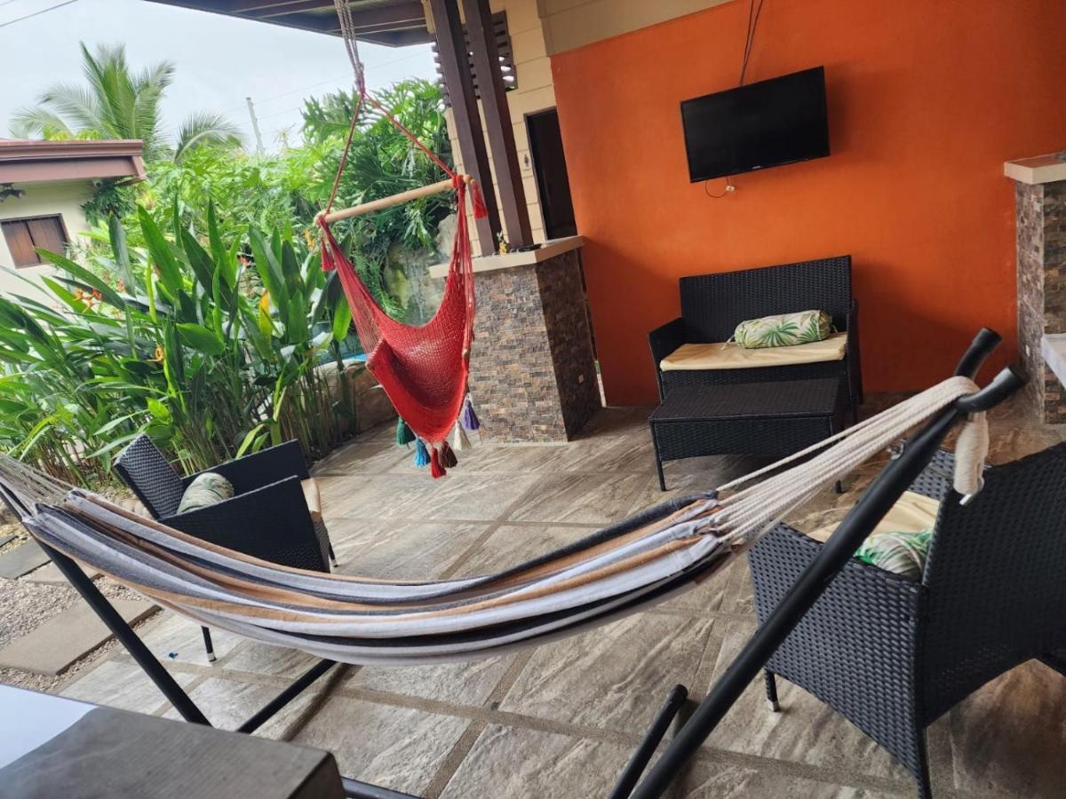 Elegant Villa In La Fortuna With Spacious Backyard Plus Very Private Pool & Parking Esterno foto