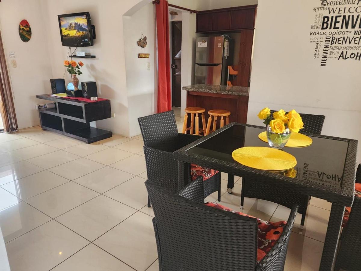 Elegant Villa In La Fortuna With Spacious Backyard Plus Very Private Pool & Parking Esterno foto